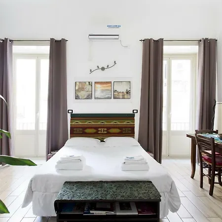 Maqueda Apartments Palermo Exterior photo