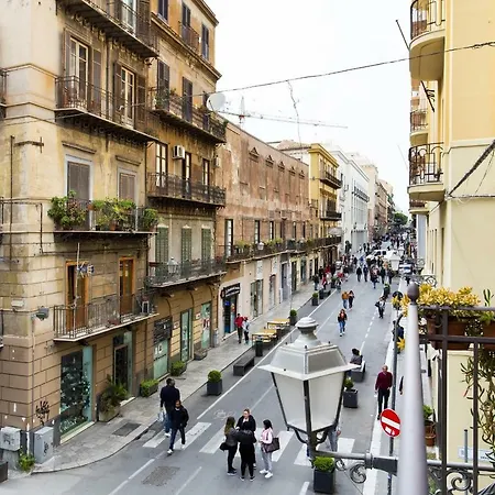 Maqueda Apartments Palermo Exterior photo